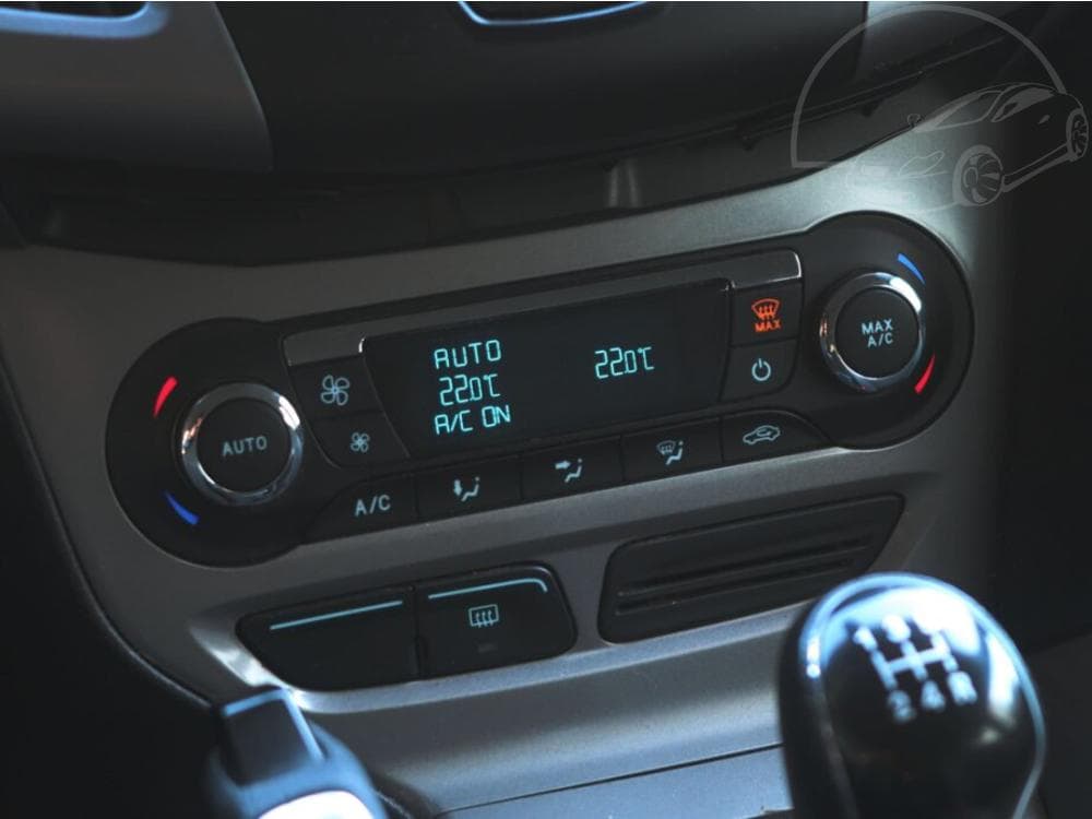 2012 Ford FOCUS - 34
