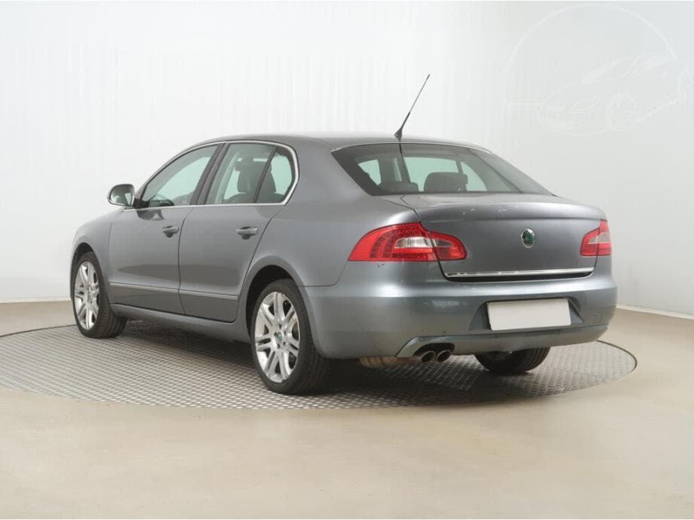 2009 Škoda SUPERB - 4