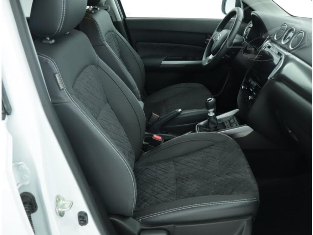 2025 Suzuki VITARA - 17
