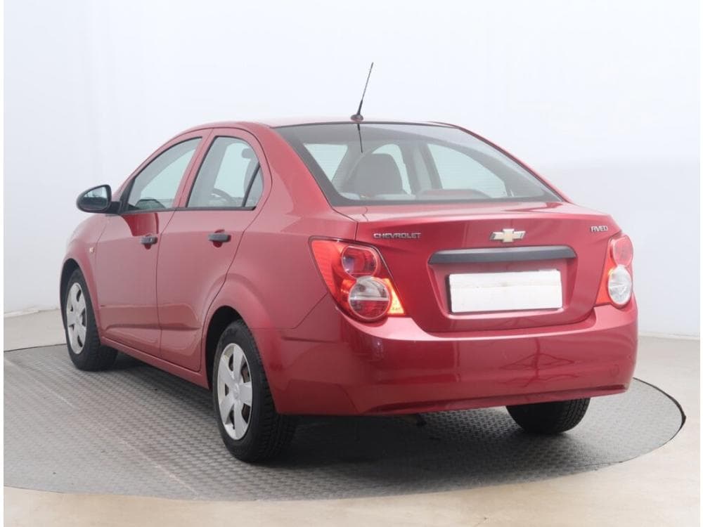 2013 Chevrolet AVEO - 4