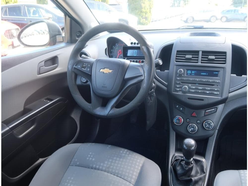 2013 Chevrolet AVEO - 7