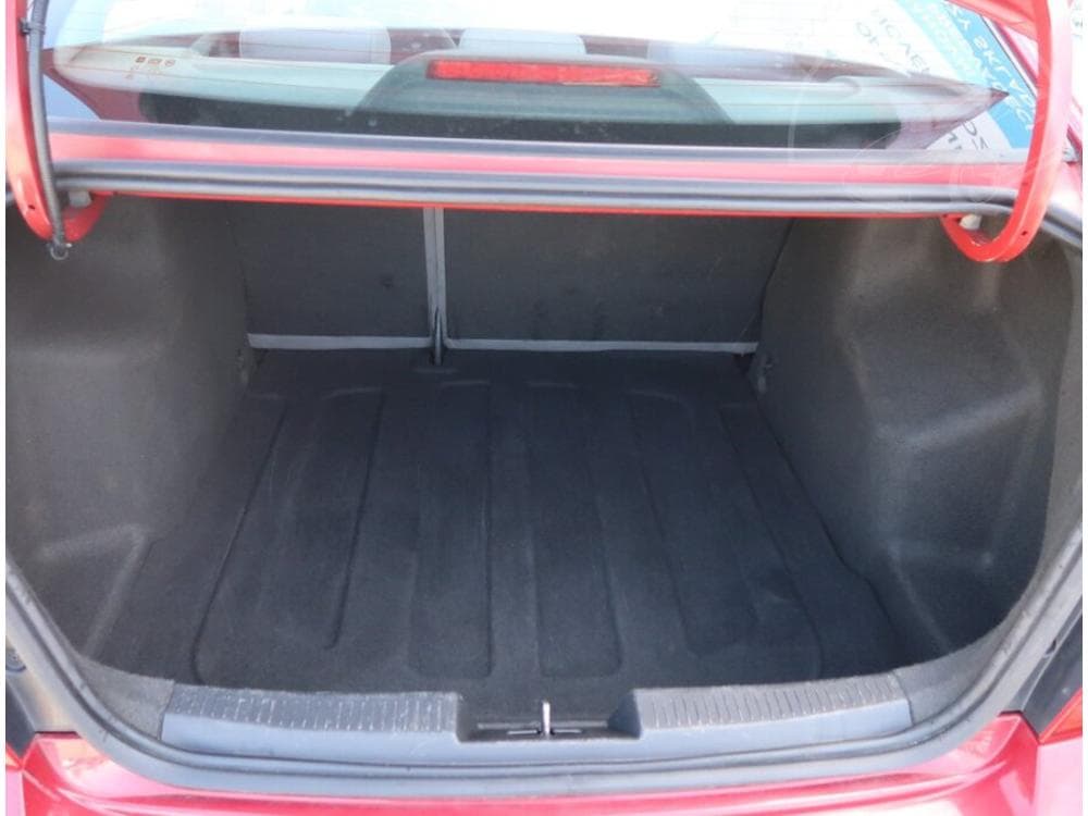 2013 Chevrolet AVEO - 13