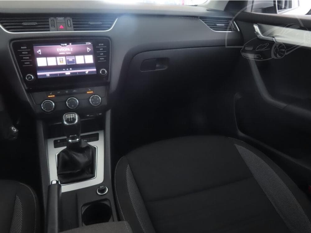 2017 Škoda OCTAVIA - 8