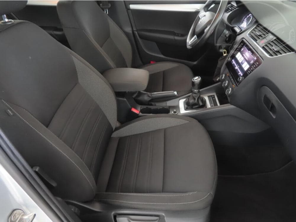 2017 Škoda OCTAVIA - 9