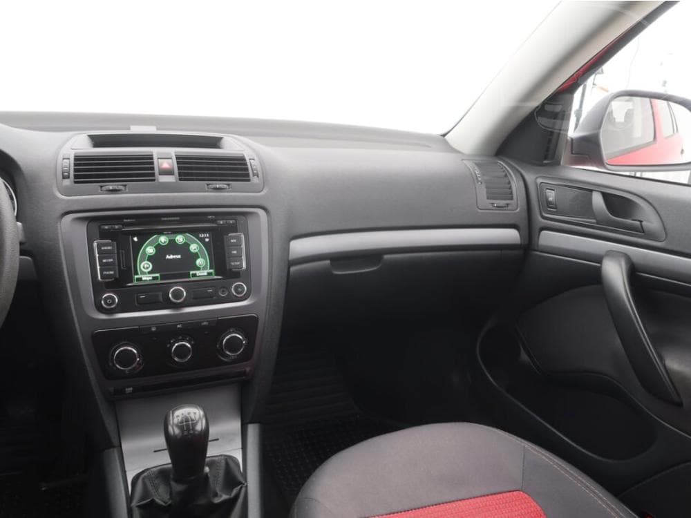 2010 Škoda OCTAVIA - 8