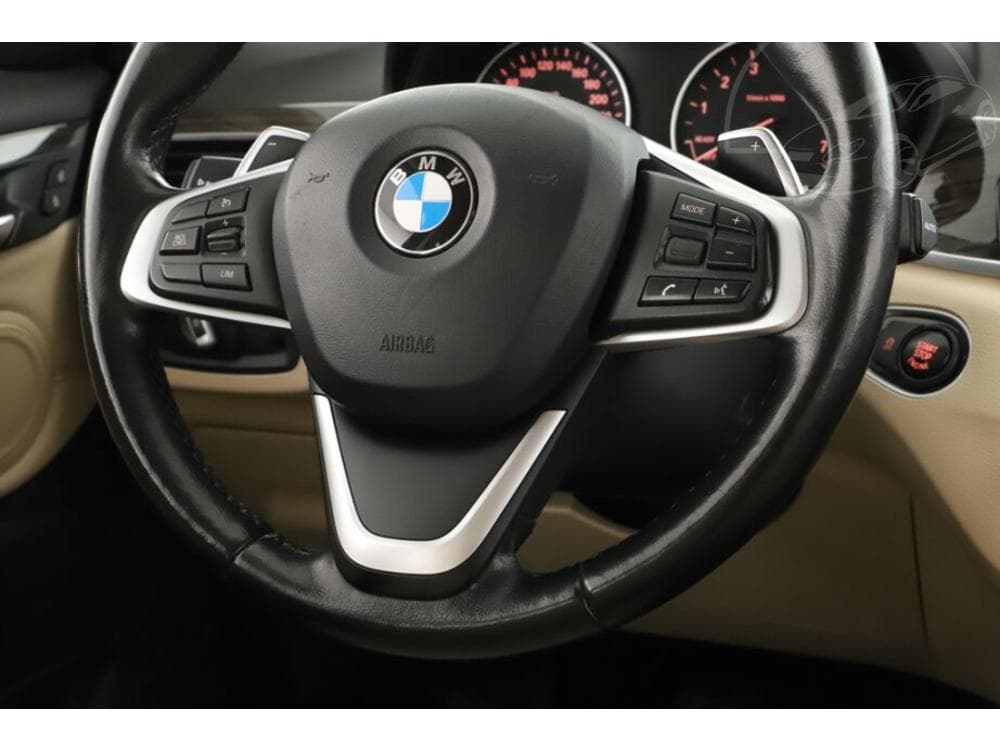 2017 BMW X1 - 40