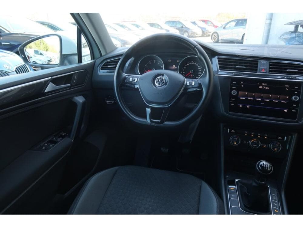 2018 Volkswagen TIGUAN - 19