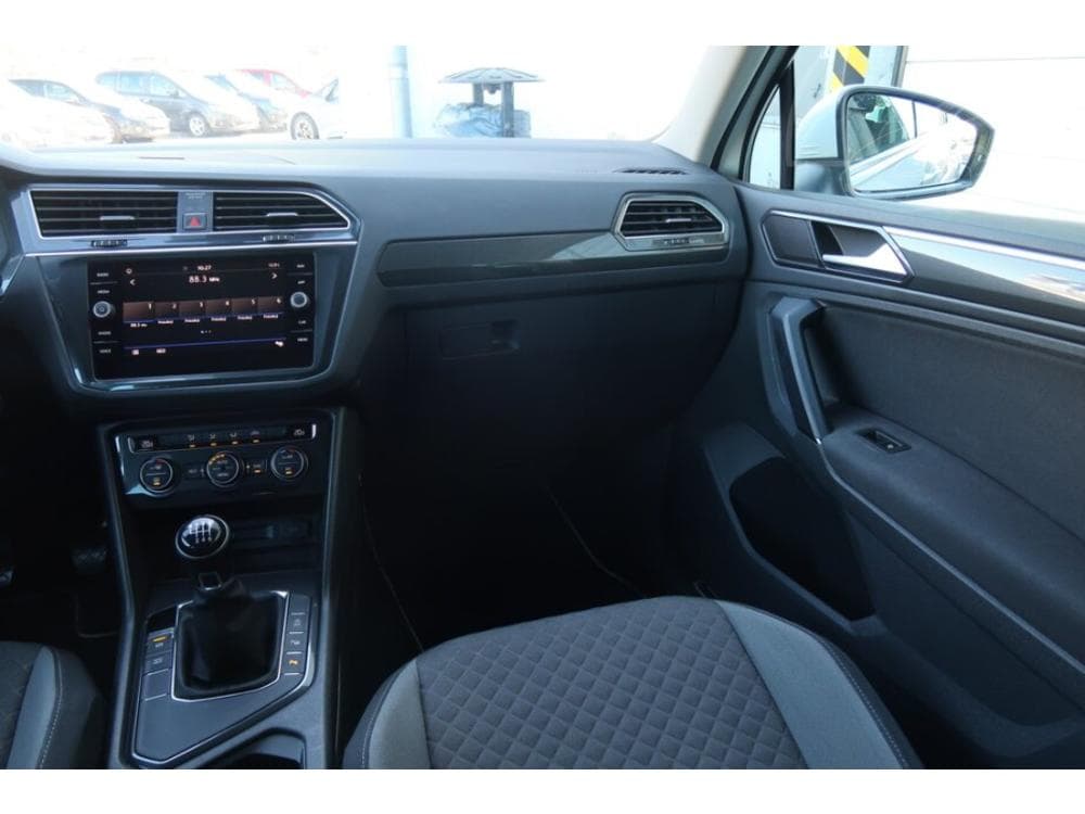 2018 Volkswagen TIGUAN - 22