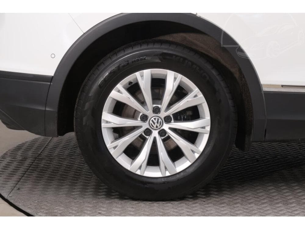 2018 Volkswagen TIGUAN - 40