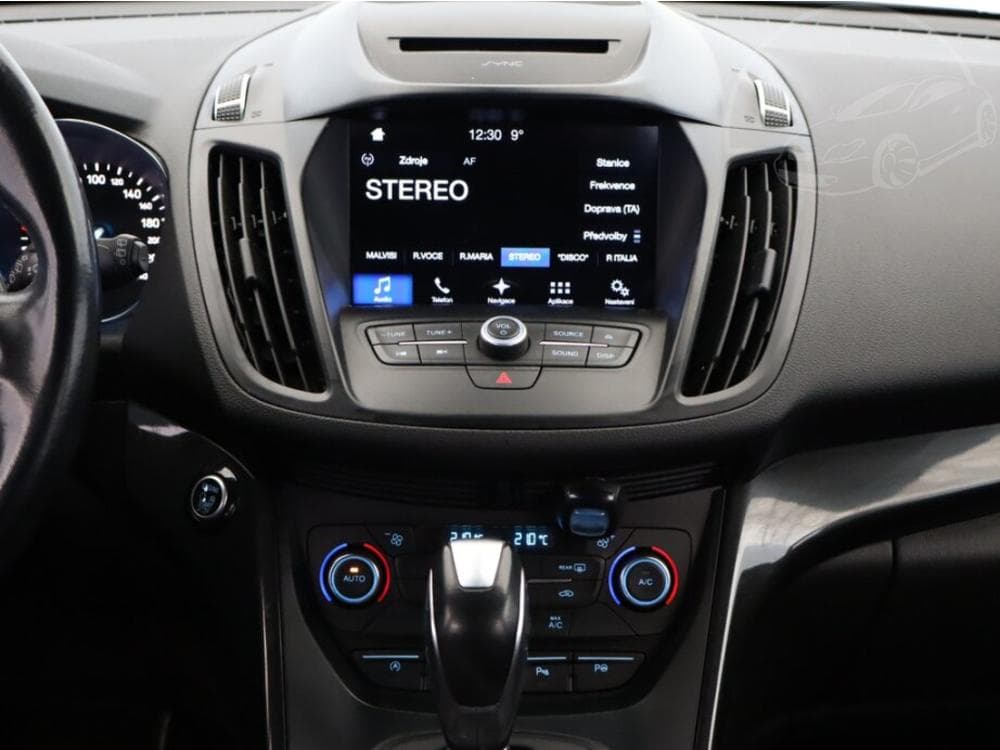 2017 Ford KUGA - 19