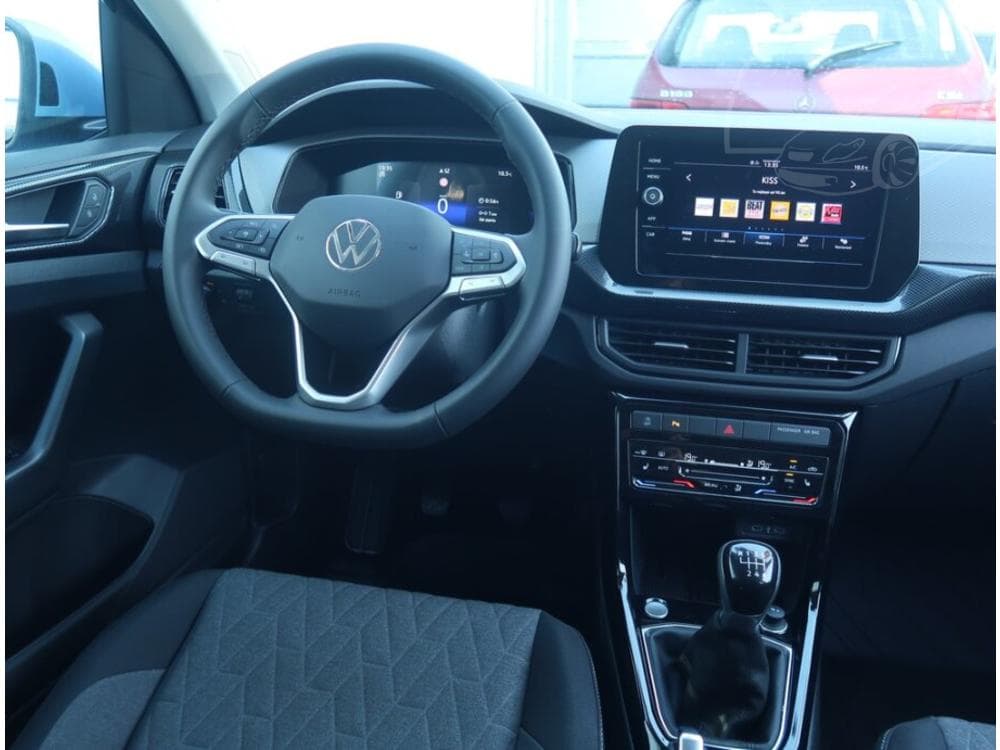 2025 Volkswagen T-CROSS - 13