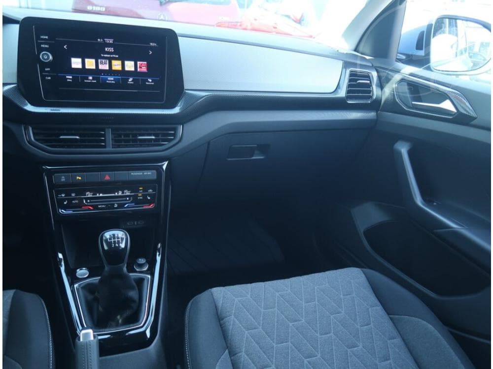 2025 Volkswagen T-CROSS - 15