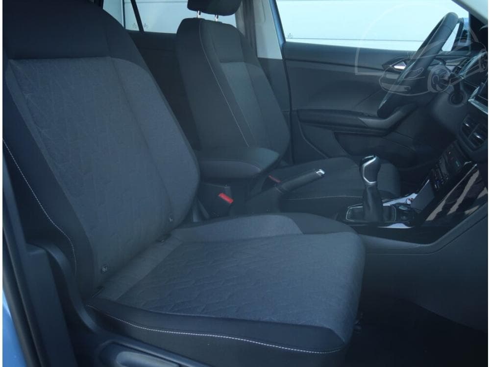 2025 Volkswagen T-CROSS - 17