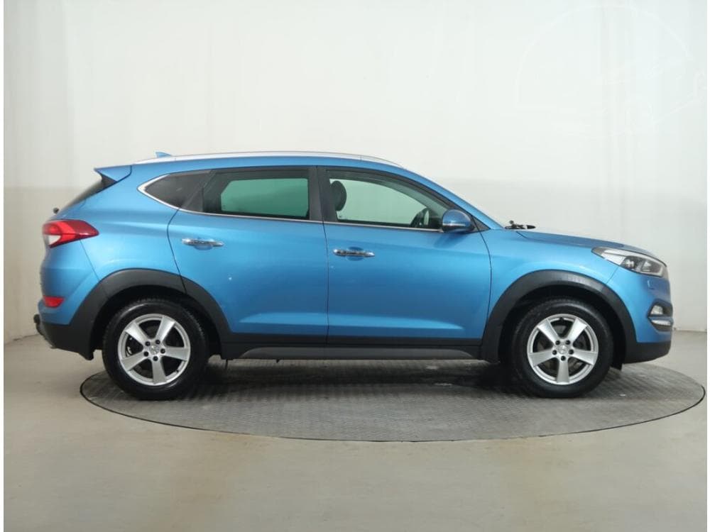 2016 Hyundai TUCSON - 16