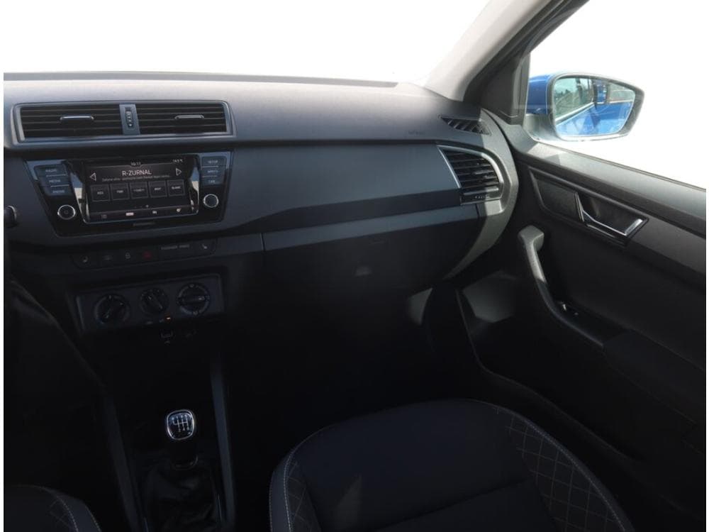 2020 Škoda FABIA - 8