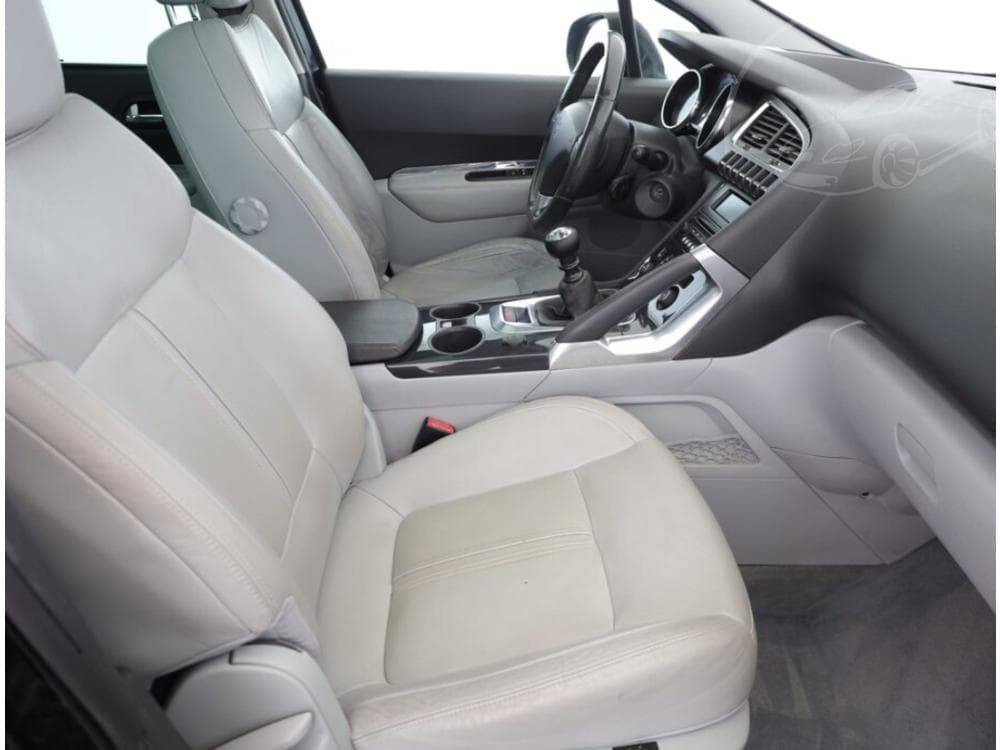 2010 Peugeot 3008 - 7