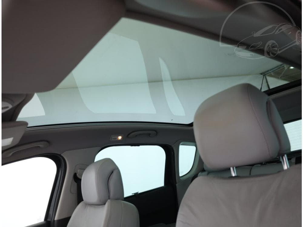 2010 Peugeot 3008 - 13