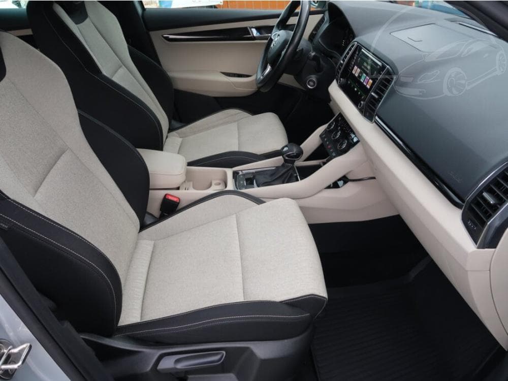 2020 Škoda KAROQ - 17