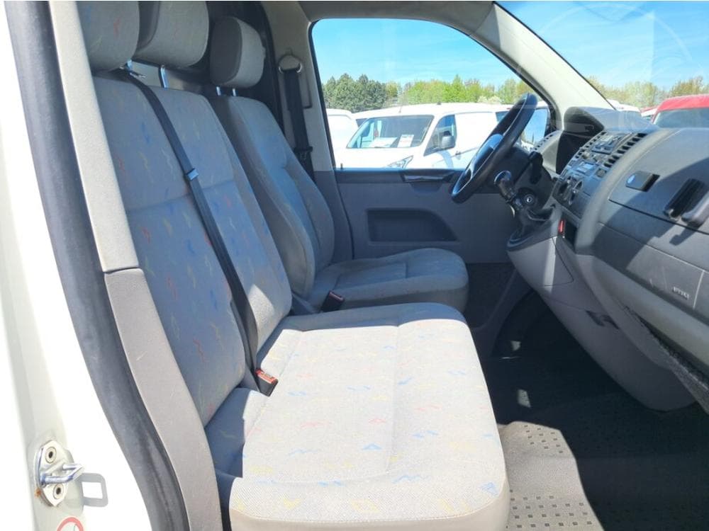 2006 Volkswagen TRANSPORTER - 7