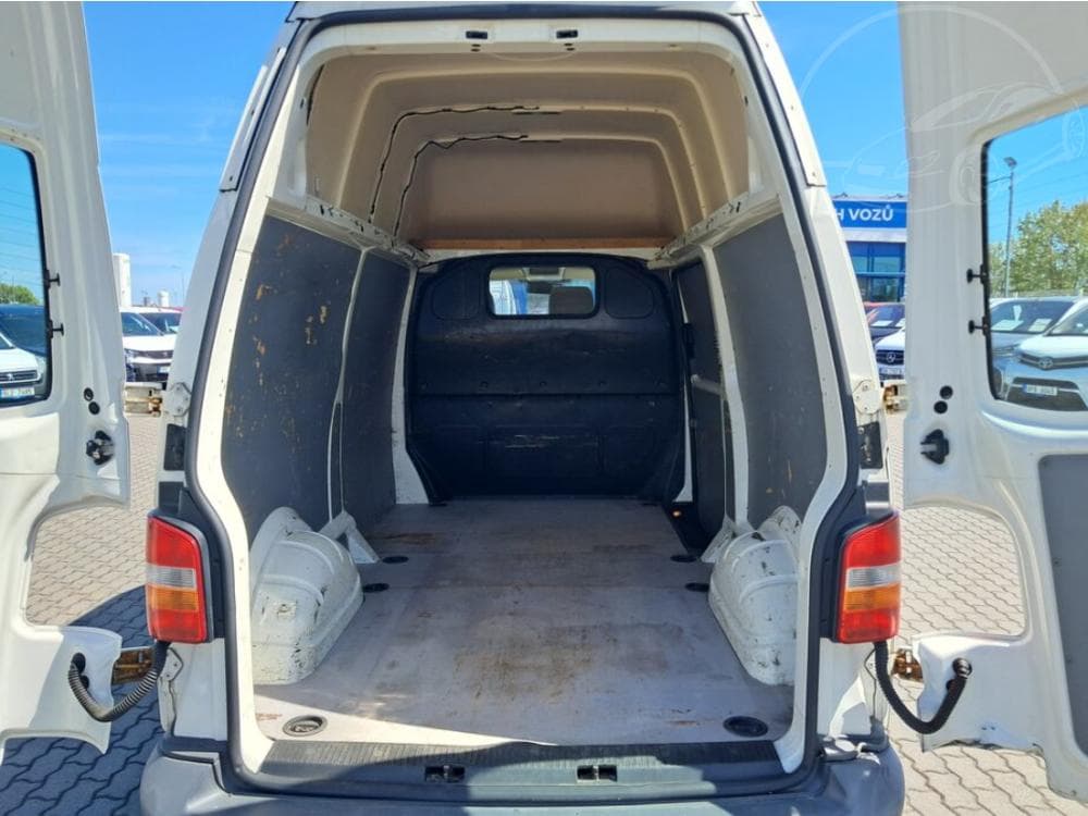2006 Volkswagen TRANSPORTER - 11