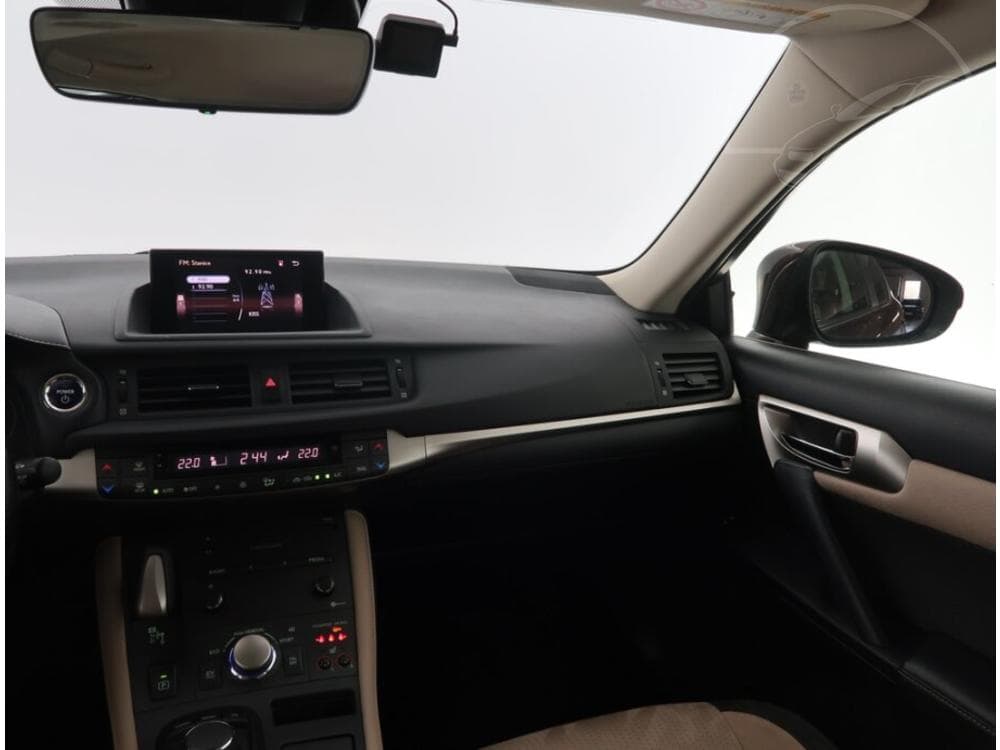 2020 Lexus CT - 22