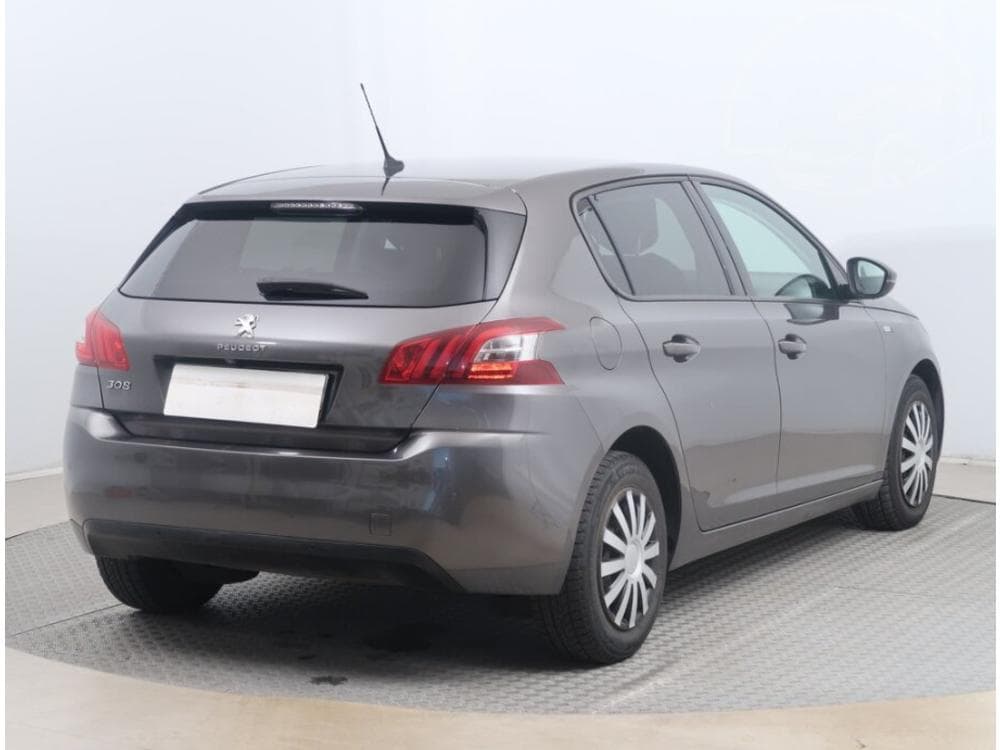 2017 Peugeot 308 - 5