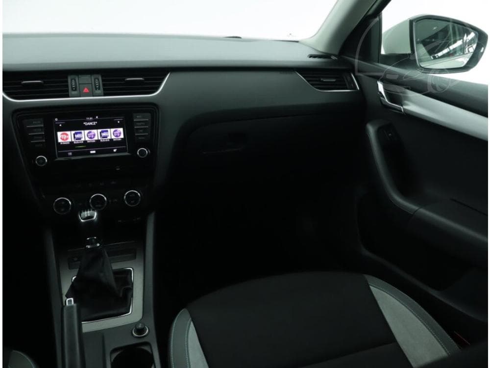 2017 Škoda OCTAVIA - 8