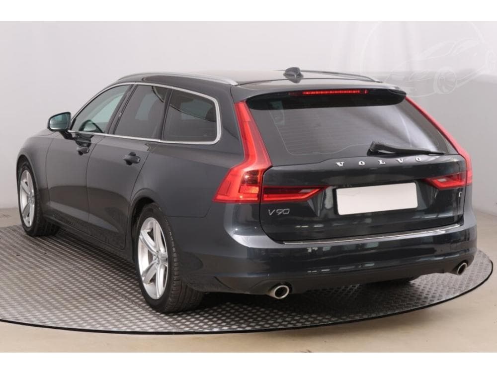 2018 Volvo V90 - 10