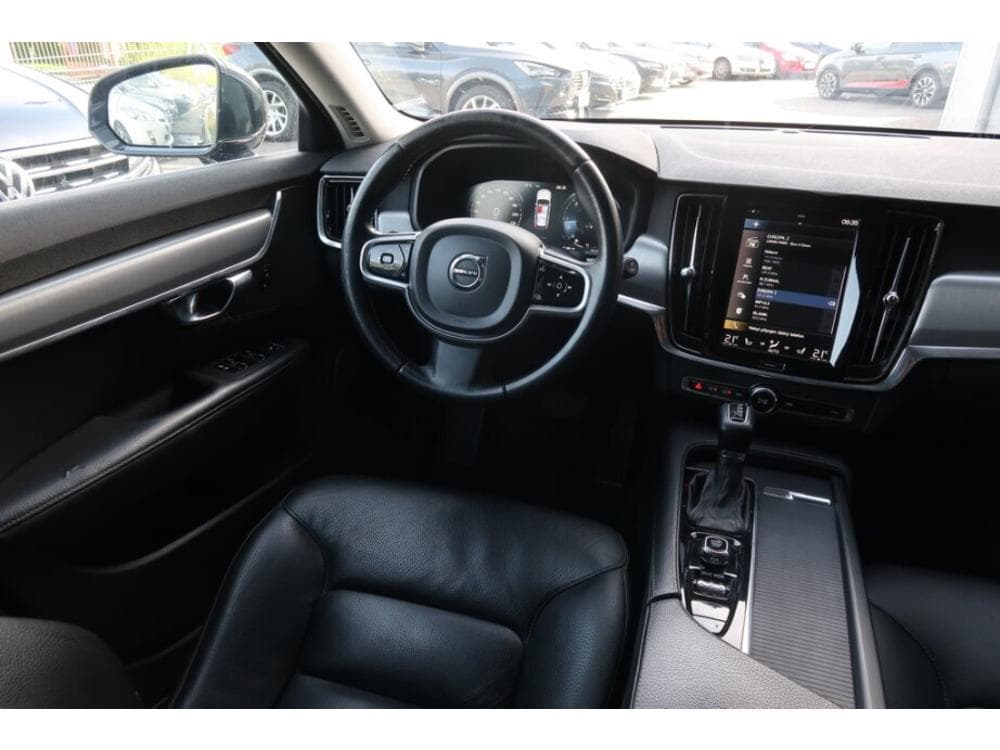 2018 Volvo V90 - 19