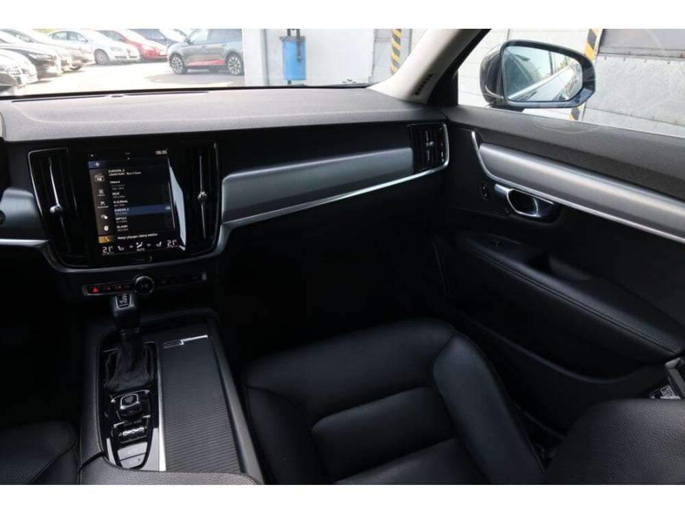 2018 Volvo V90 - 22