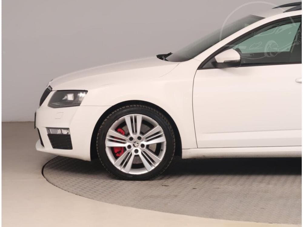 2013 Škoda OCTAVIA - 13