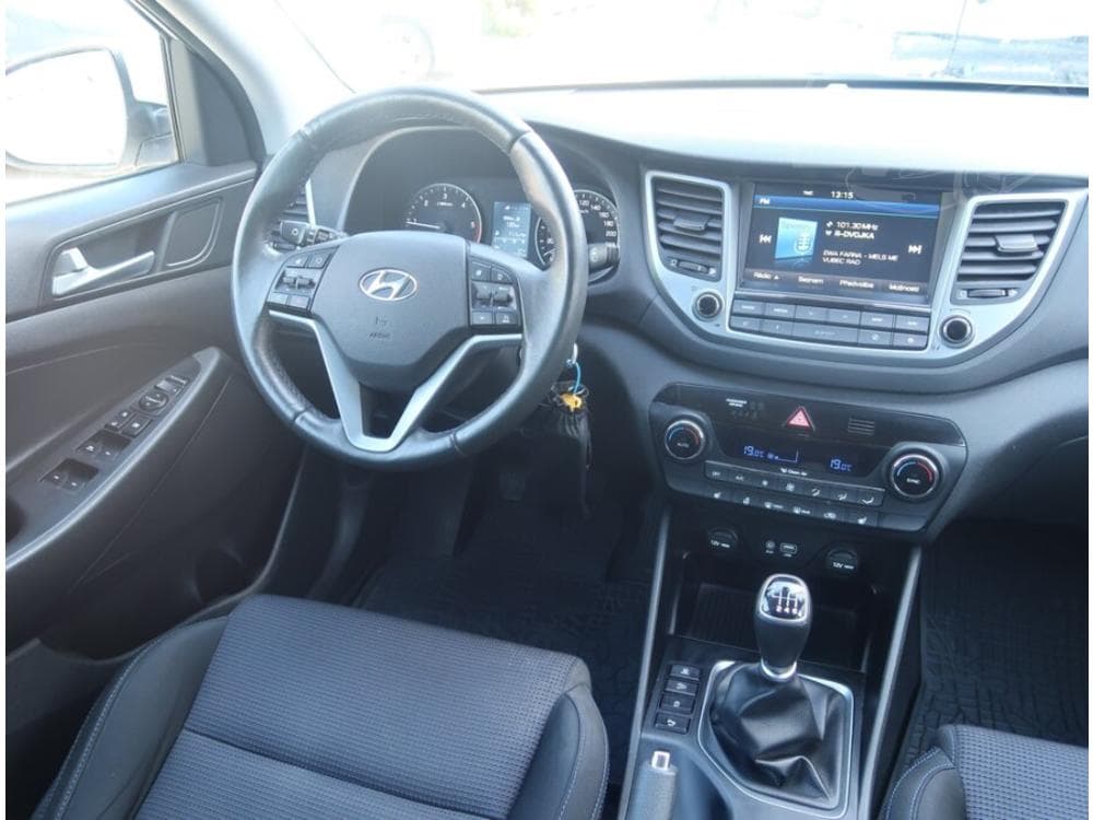 2016 Hyundai TUCSON - 19