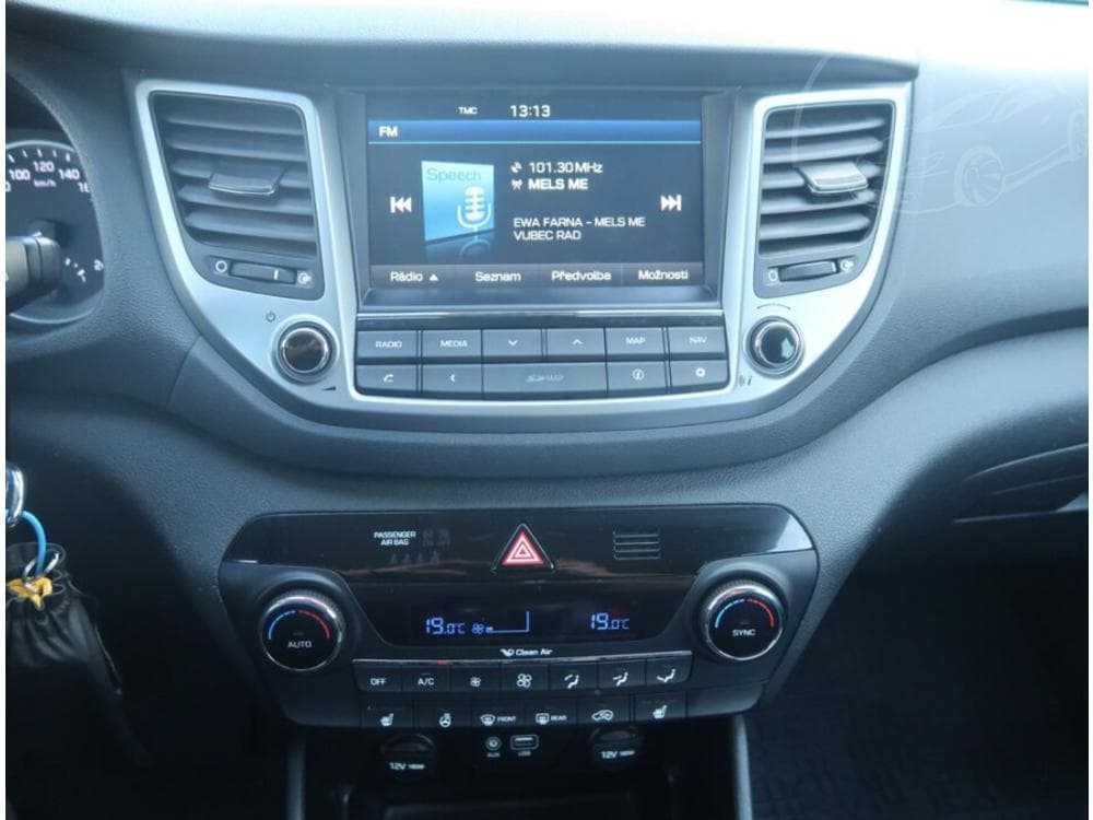 2016 Hyundai TUCSON - 34