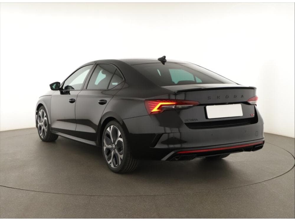 2025 Škoda OCTAVIA - 10