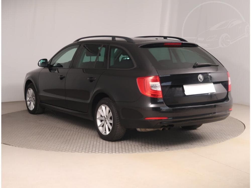 2014 Škoda SUPERB - 4