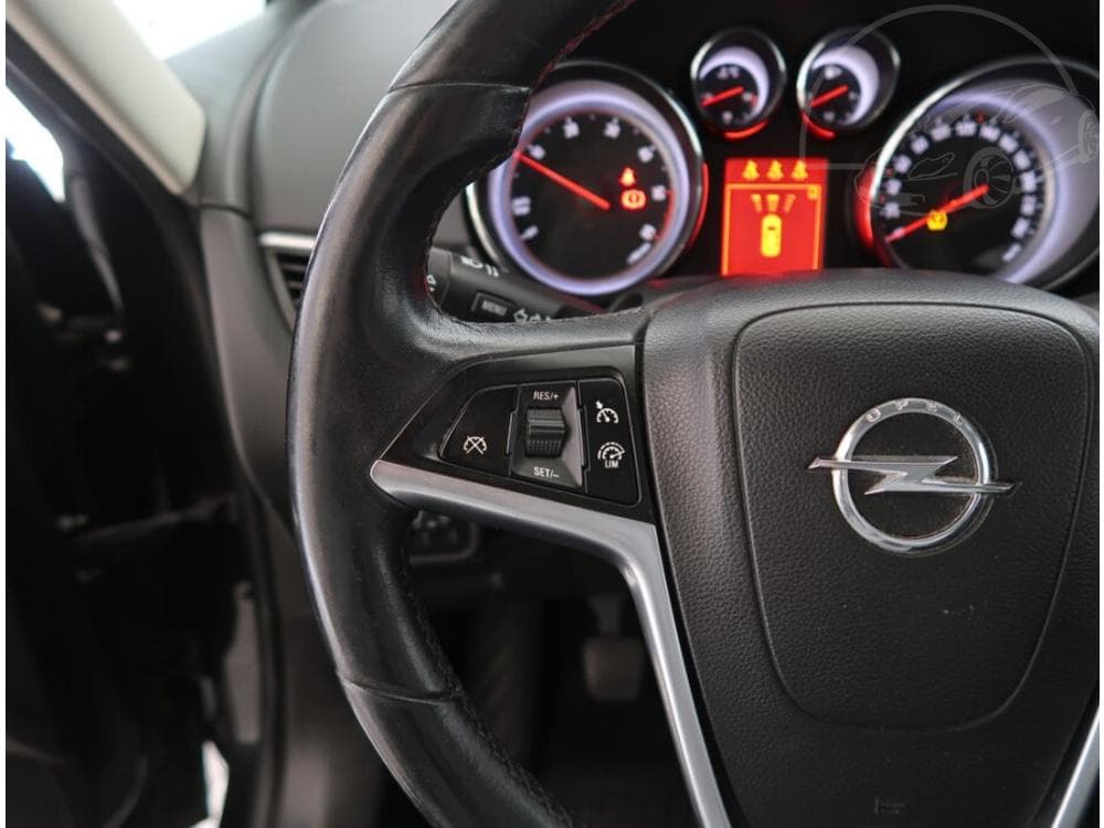 2015 Opel ZAFIRA - 15