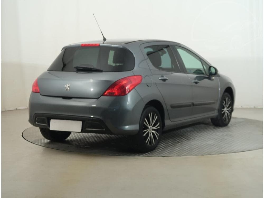 2011 Peugeot 308 - 5
