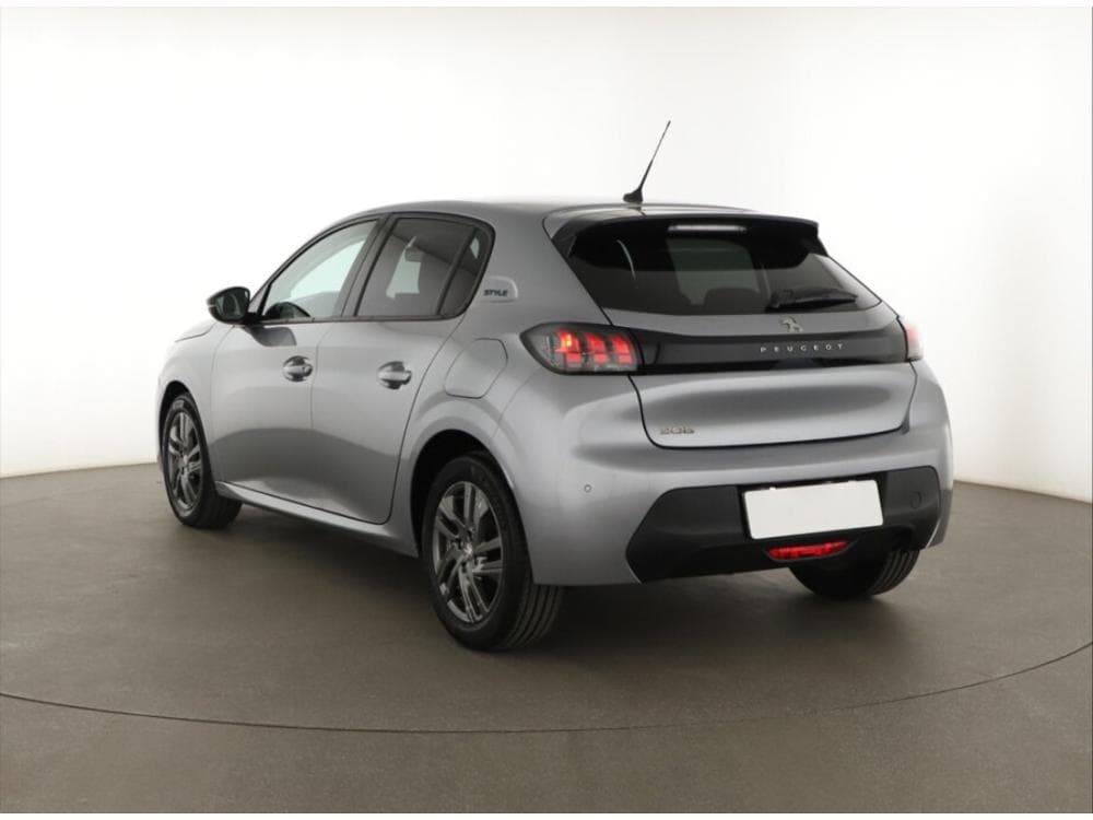 2022 Peugeot 208 - 10