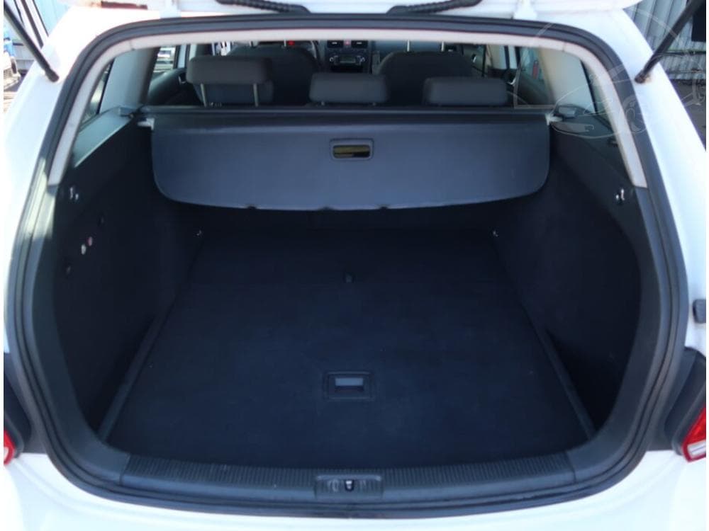 2009 Volkswagen GOLF - 13