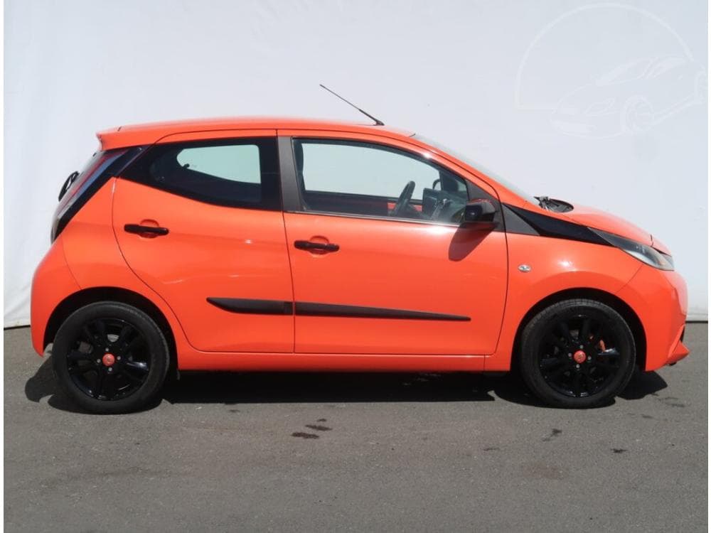 2014 Toyota AYGO - 6