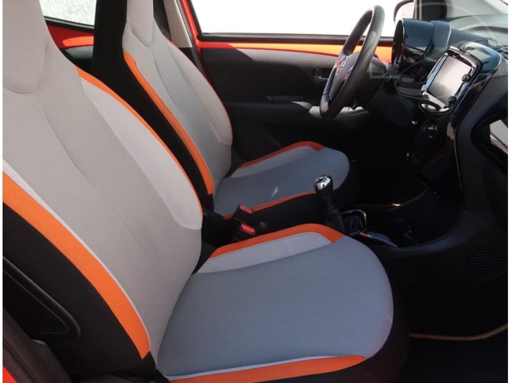 2014 Toyota AYGO - 9
