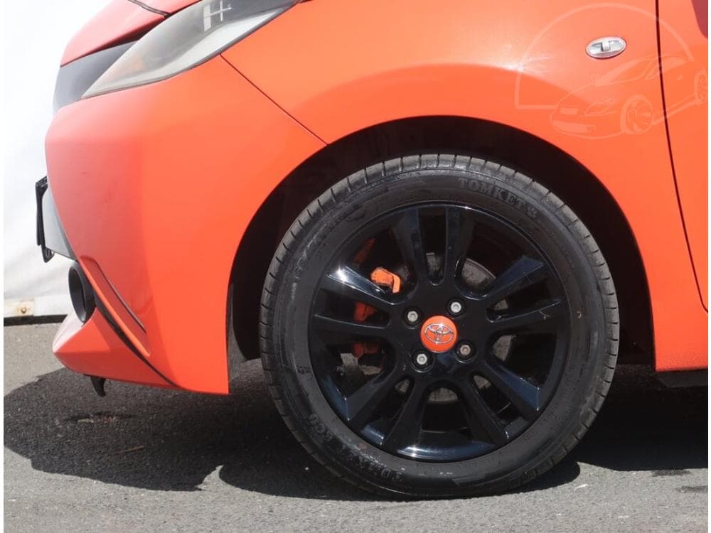 2014 Toyota AYGO - 13