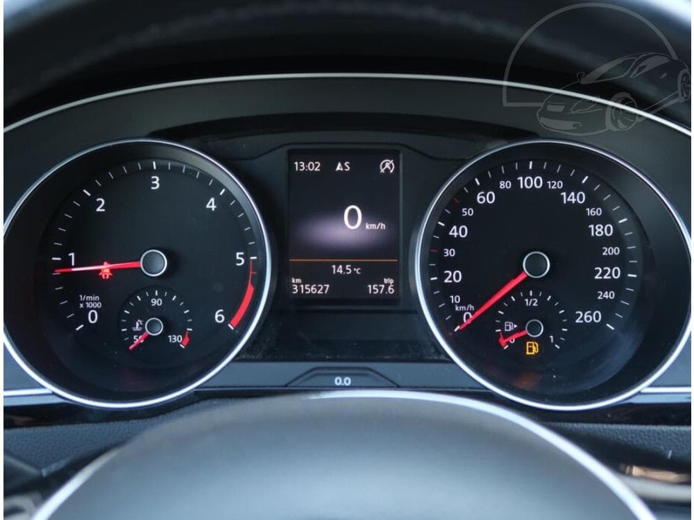 2015 Volkswagen PASSAT - 11