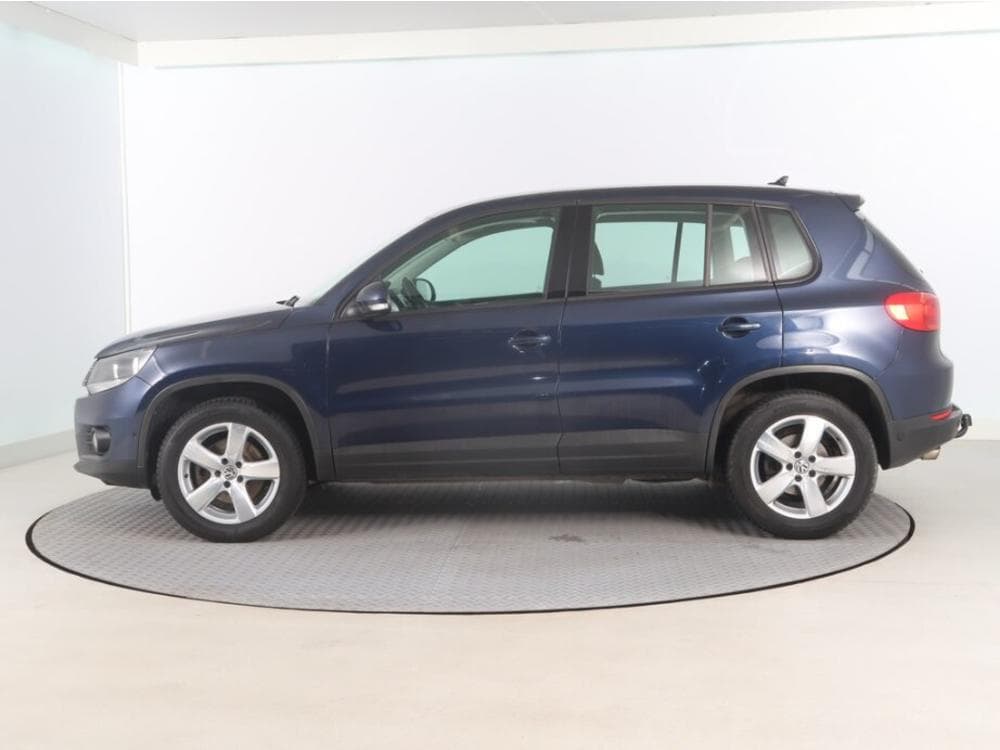 2012 Volkswagen TIGUAN - 3