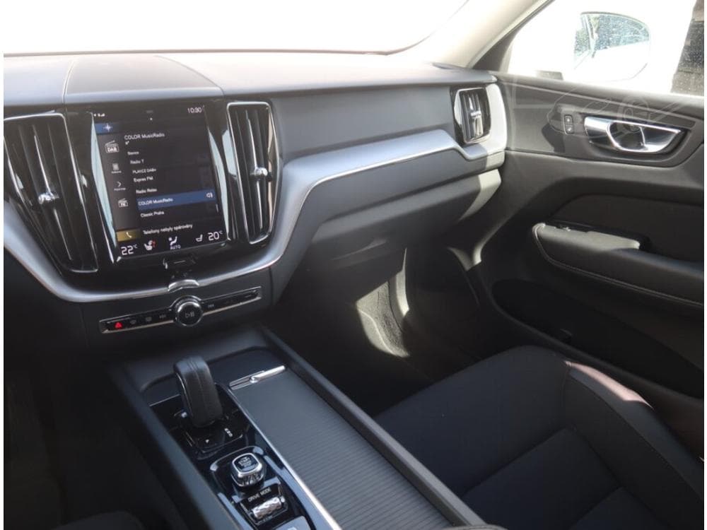 2020 Volvo XC60 - 15