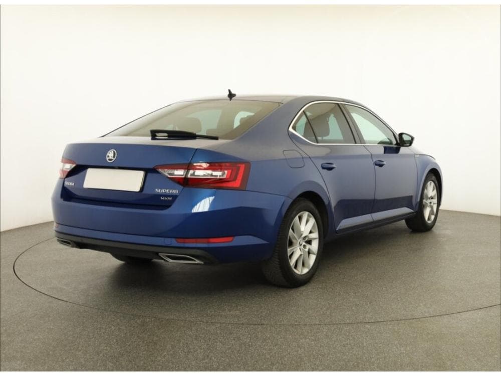 2017 Škoda SUPERB - 13