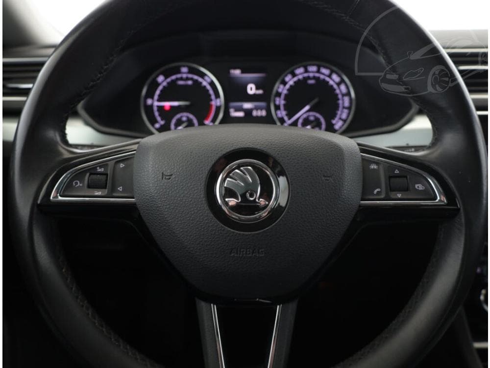 2017 Škoda SUPERB - 22