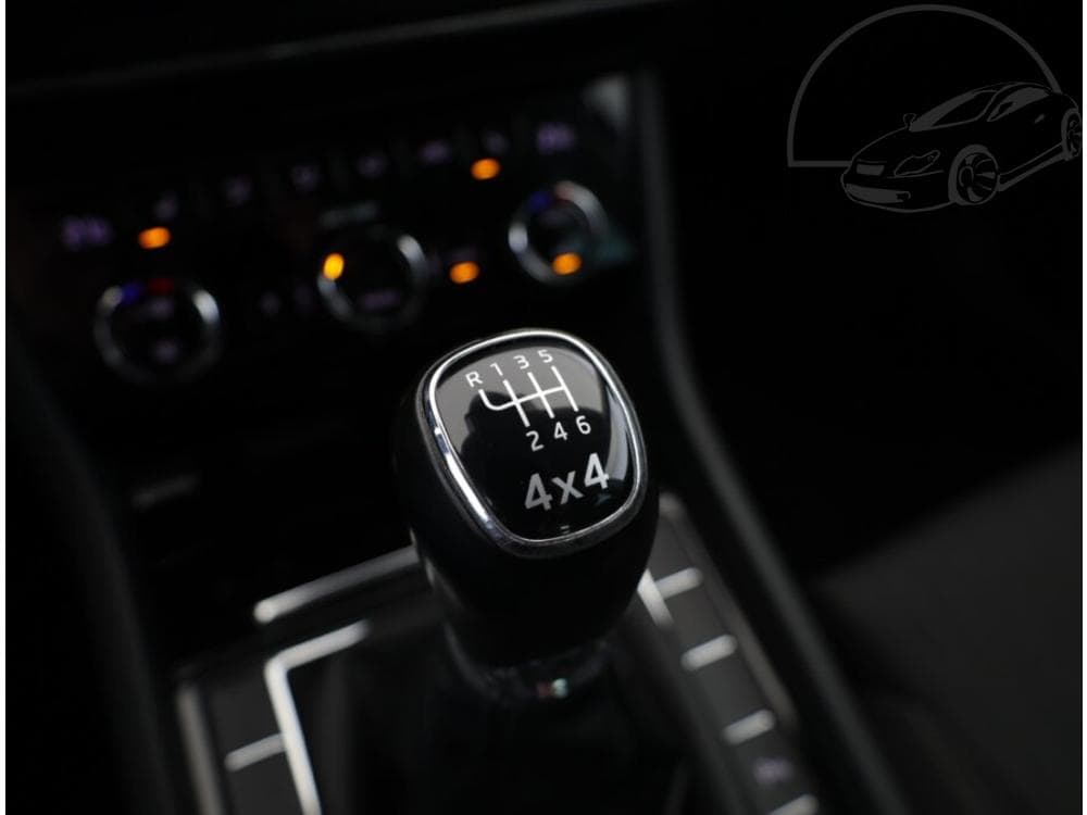 2017 Škoda SUPERB - 34