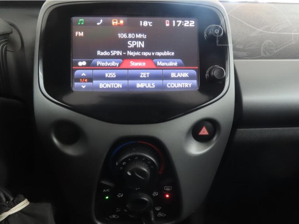 2018 Toyota AYGO - 12