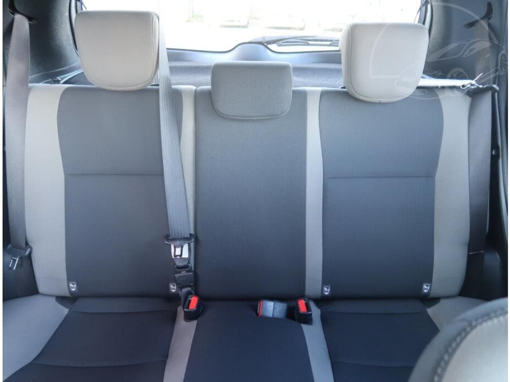 2018 Toyota YARIS - 10